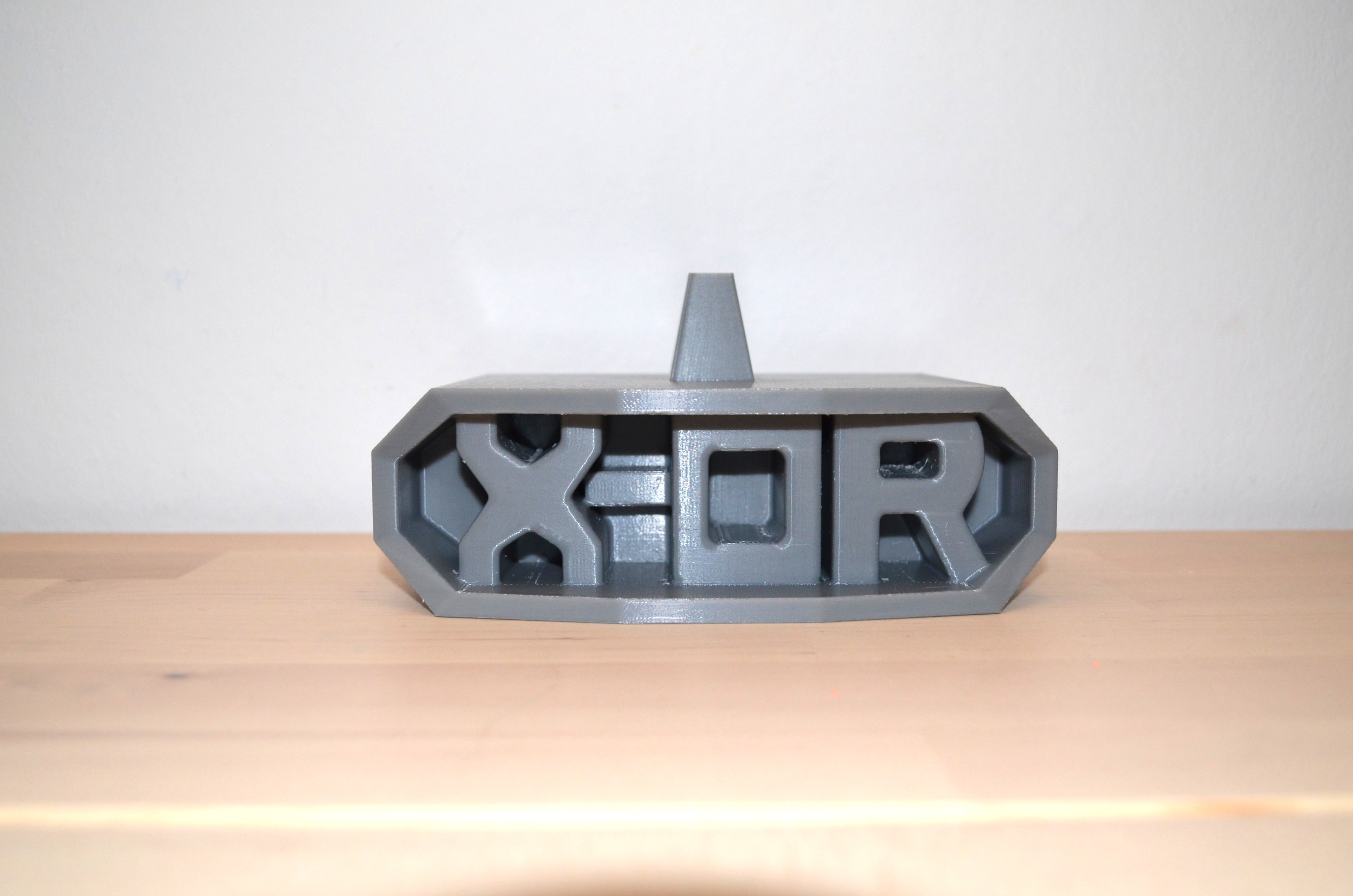 Buste X-OR