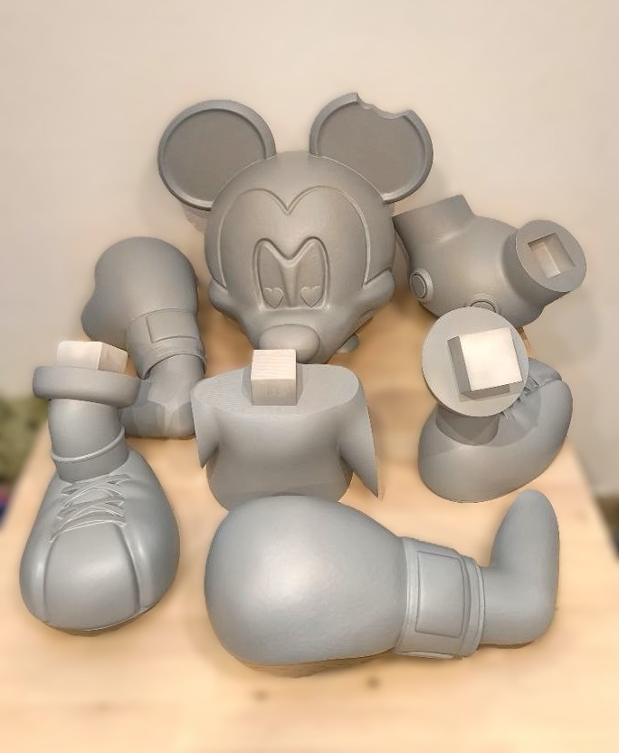 Mickey Boxing Géant 1m