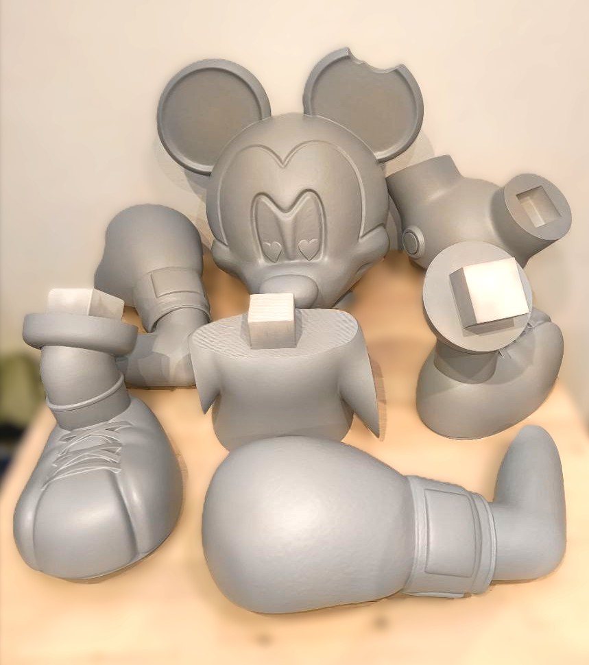 Mickey Boxing Géant 1m